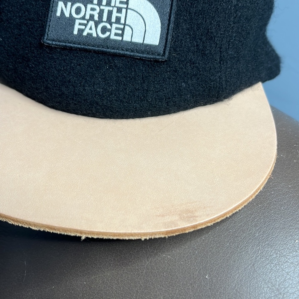 Unisex O/S The North Face TNF Felted Leather Bill Wool Dad Hat Cap - Picture 3 of 5